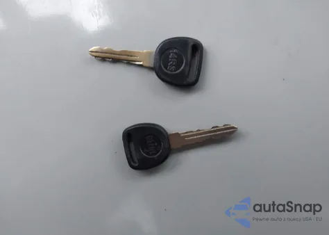 2005 Chevrolet Tahoe Z71 z USA, uszkodzony, nr VIN 1GNEC13T95R169422